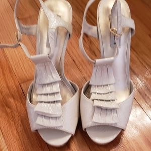Steve Madden size 7 cream sandels worn shown pics